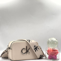 висококачествени дамски чанти на calvin klein , снимка 7 - Чанти - 44632829