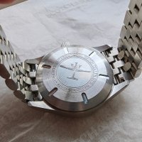  Автоматичен часовник IWC Schaffhausen Spitfire , снимка 5 - Мъжки - 44226551