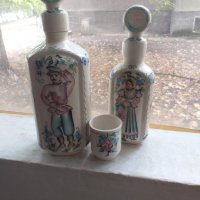 Руски порцелан две бутилки и чашка с казашки мотиви, снимка 7 - Антикварни и старинни предмети - 34442558