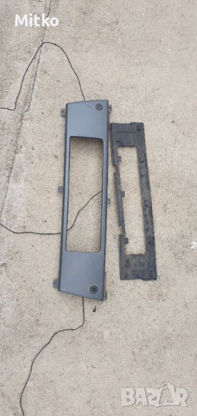 Стойка 》Рамка》номер Ауди А4 2006г., снимка 1