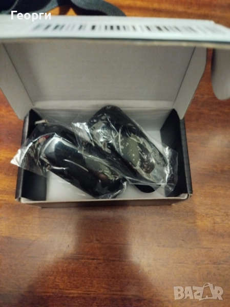 Опушени мигачи, снимка 1