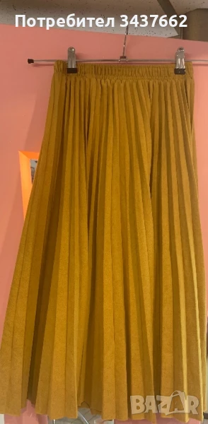 Плисирана пола , снимка 1