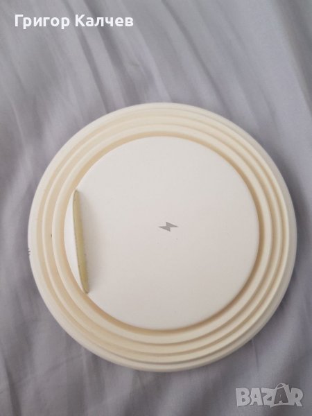 Безжично зарядно, снимка 1