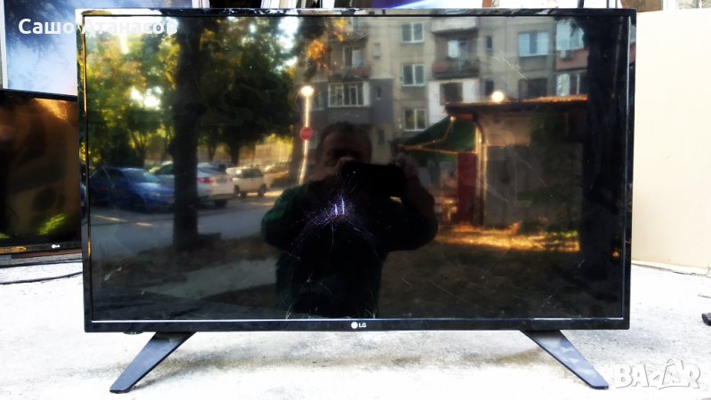 LG 32LH500D със счупена матрица ,715G7801-P01-W03-0H2S ,715G8003-M0D-B00-004K ,TPT315B5-WHBN0.K, снимка 1