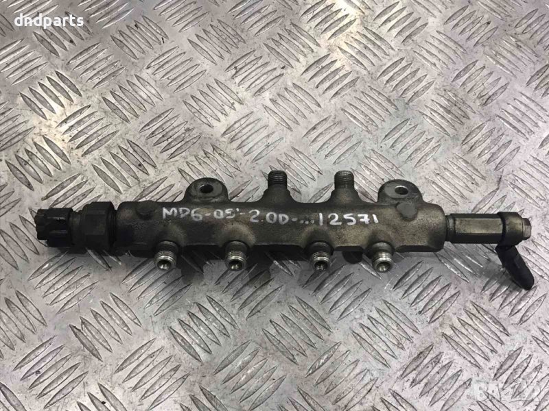 Горивна рейка Mazda 6,2.0D,2005г., снимка 1