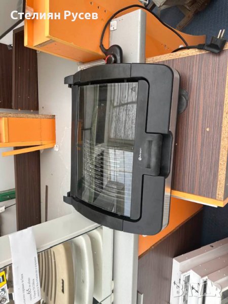 затворен тип скара с НЕ залепващо покритие  - цена 40 лв -състояние използвано / БЕЗ гаранция / 220 , снимка 1