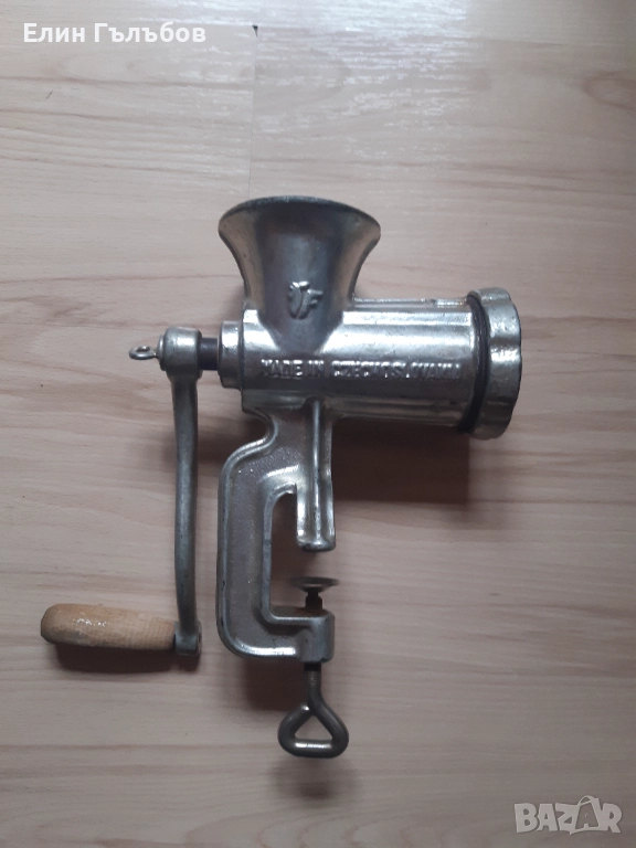 Машинка за мелене на месо, домати и други, Чехословакия, снимка 1