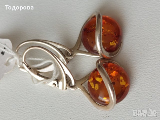 Продавам дамски,сребърни обеци с балтийски кехлибар, снимка 5 - Обеци - 41268176