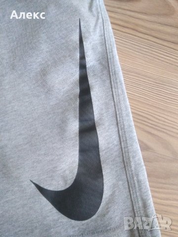 Nike - къси панталони, снимка 2 - Детски къси панталони - 41637367