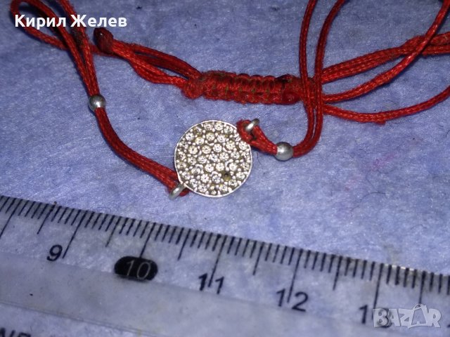 НЕЖНА ХЕНД-МЕЙД ФЕШЪН АРТ ГРИВНИЧКА За ЩАСТИЕ СРЕБРО с ФАСЕТИРАНИ ЦИРКОНИ и ЧЕРВЕНО КОНЧЕ 38270, снимка 6 - Гривни - 40932557