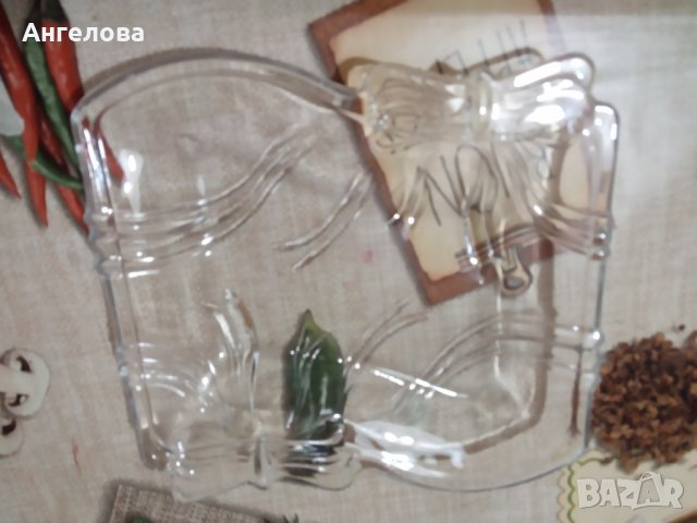 Стъклена купичка, снимка 1 - Аксесоари за кухня - 39276857