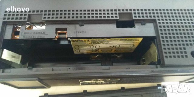 Радиокасетофон Grundig RR450, снимка 3 - Радиокасетофони, транзистори - 42313359