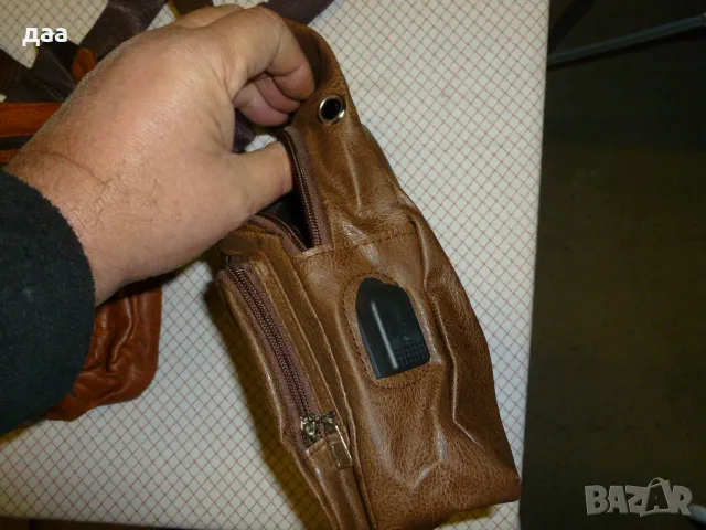 продавам кожена чанта тип бъбрек, снимка 4 - Чанти - 49010156