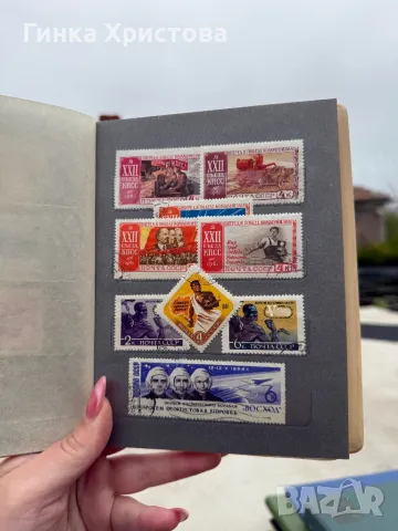 Малък класьор с различни пощенски марки, снимка 4 - Филателия - 50007431