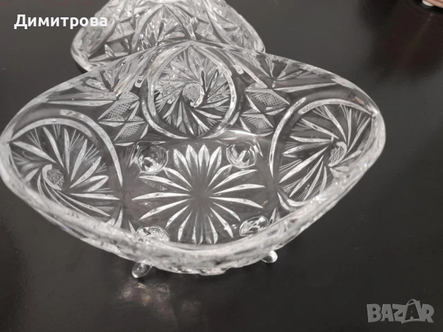 Кристална бонбониера, захарница, стъклена гарафа и кристална чаша, снимка 3 - Прибори за хранене, готвене и сервиране - 50832712