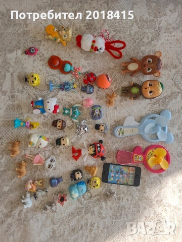 Лот дребни играчки 