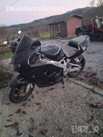 Honda CBR 900 -RR, снимка 2 - Мотоциклети и мототехника - 52739286