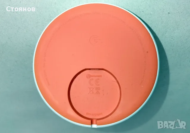 Отлично бързо безжично зарядно Google Wireless Charger G019C с USB-C, снимка 3 - Безжични зарядни - 55731315