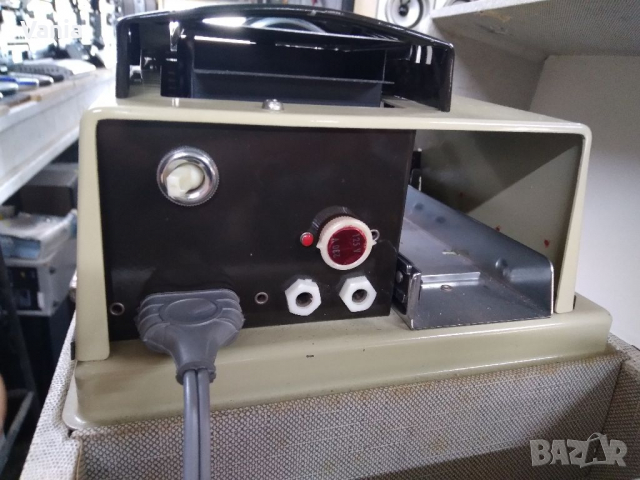 Прожекцион, снимка 4 - Антикварни и старинни предмети - 36316639