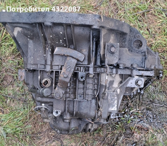 Скороста кутия от Опел Виваро / Opel Vivaro 2.5 CDTI 135 к.с, снимка 4 - Части - 53476173