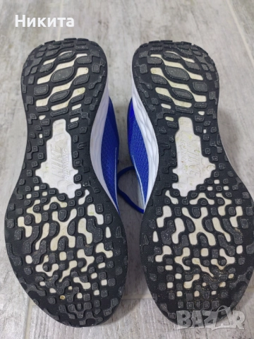 Дамски маратонки Nike, снимка 4 - Маратонки - 52646203