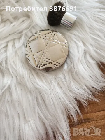 Празна опаковка от оригинална пудра Dior, снимка 5 - Козметика за лице - 48142334