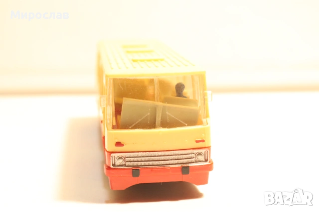 BERLINPLAST?? H0 1/87 IKARUS ИКАРУС МОДЕЛ АВТОБУС, снимка 3 - Колекции - 53847189