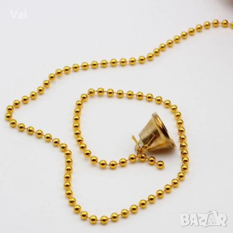 Катерещ се по мъниста Дядо Коледа. Височина на Дядо Коледа 13 см, дължина на въжето от мъниста 100см, снимка 6 - Декорация за дома - 52531042