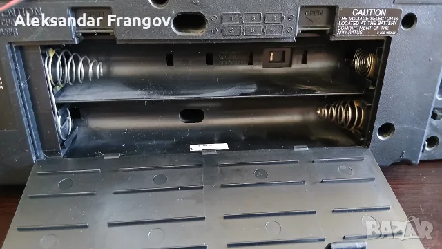SONY CFS - W365S - двукасетъчен STEREO радиокасетофон, снимка 13 - Радиокасетофони, транзистори - 55737793