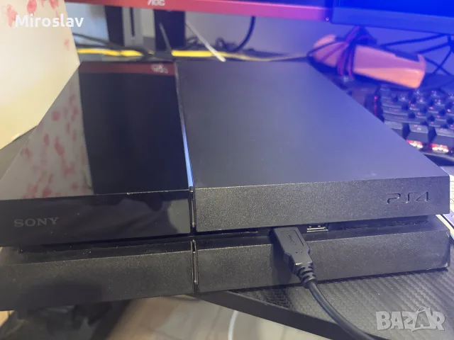 Хакнат Ps4 FAT 500GB 10 вкарани игри