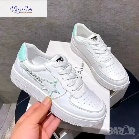 Бели скейтъри със зелена звезда