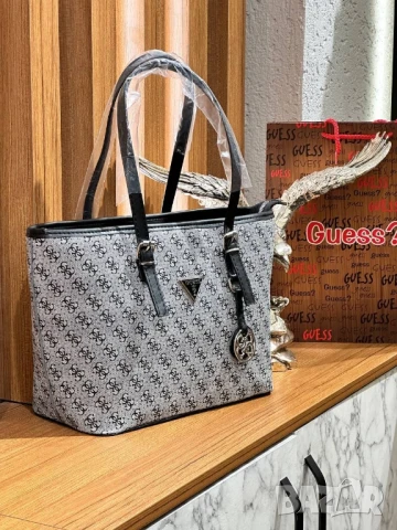 чанти guess , снимка 5 - Чанти - 51329528