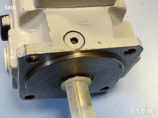 Хидравлична помпа Wadowice PV2V3-30/25D1MC40A1A/PZL-PZ2-K6.3, снимка 2 - Резервни части за машини - 40528207