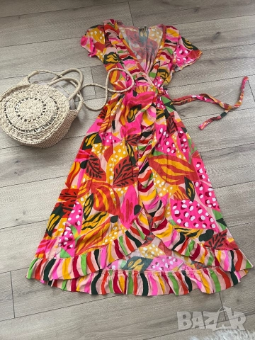 Асиметрична шарена рокля