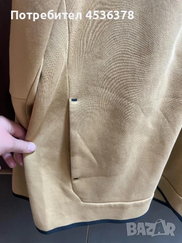 ЧИСТО НОВО горнище Niке tech fleece, снимка 4 - Спортни дрехи, екипи - 51057307