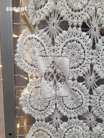 плетена покривка за диван или фотьойл -157/138, снимка 7 - Покривки за легло - 51829689