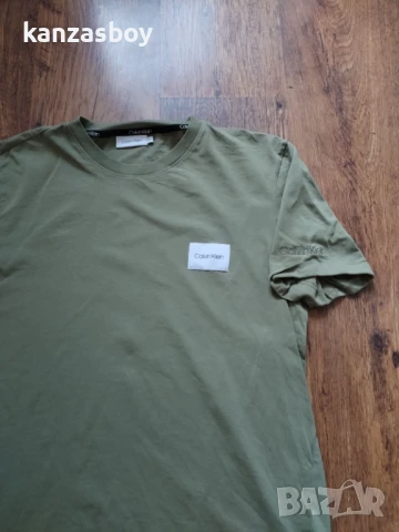 calvin klein - страхотна мъжка тениска КАТО НОВА М, снимка 4 - Тениски - 51373776