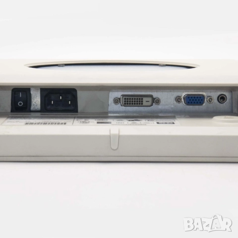 СПЕШНО [8лв] 🖥️ ScenicView P17-2 • 17" (5:4) • с дупка / евтин / с въртяща VESA 90° 100×100 стойка