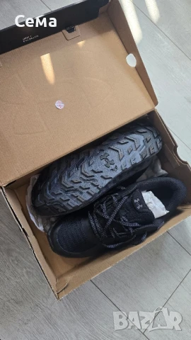 нови оригинални мъжки маратонки 42,5 номер, снимка 7 - Маратонки - 51367478