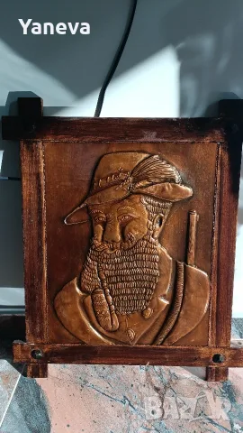 Стария ловец , дърворезба с меден обков. , снимка 2 - Картини - 56340603
