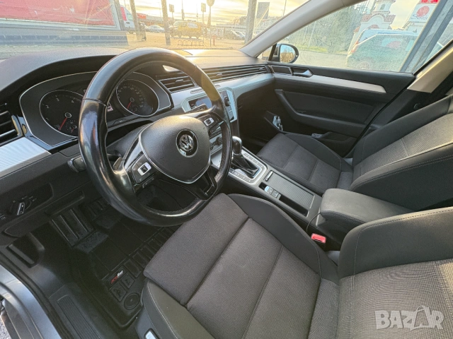 VW Passat B8 4motion 2.0TDI DSG, снимка 9 - Автомобили и джипове - 53093889