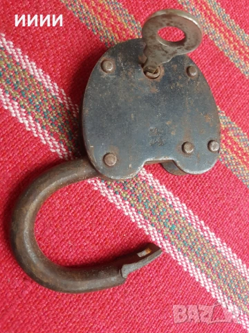 Кован руски катинар кофар , снимка 2 - Антикварни и старинни предмети - 53808723