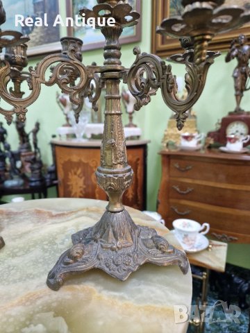 Чифт красиви антикварни френски бронзови свещници , снимка 5 - Антикварни и старинни предмети - 44304170