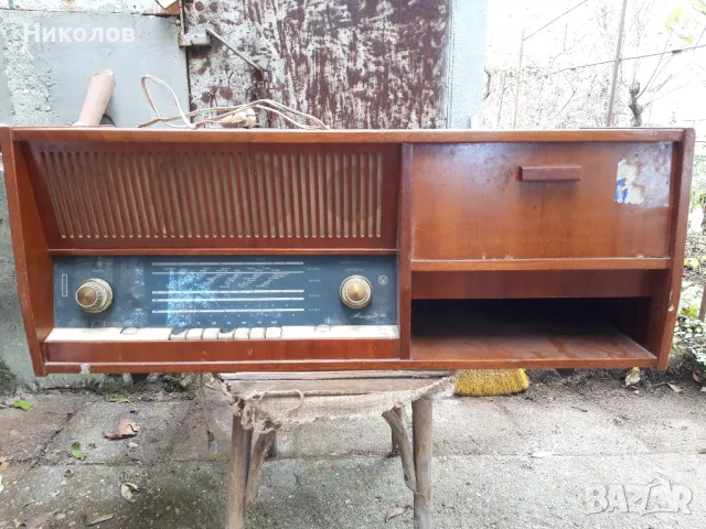 Продавам радиограмофони, снимка 10 - Антикварни и старинни предмети - 18350697
