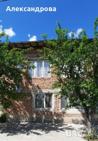 Къща на два етажа в гр.Дългопол, снимка 2 - Къщи - 56007782