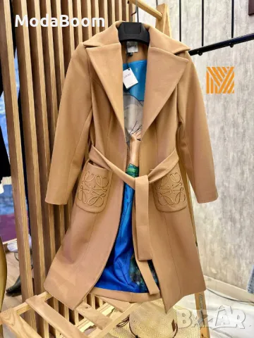 Дамски палта Loewe