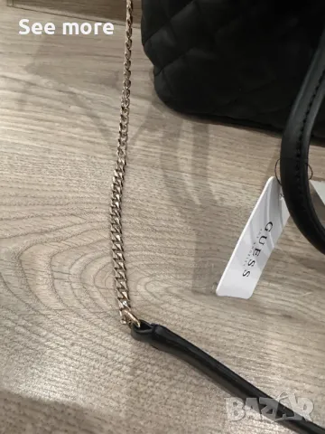 GUESS чанта в черно нова, снимка 5 - Чанти - 50329135
