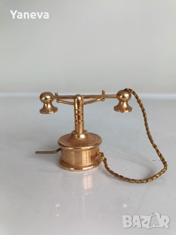Vintage телефони , колекционерски миниатюрни фигурки. , снимка 8 - Статуетки - 53031347