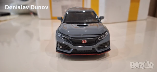Honda Civic Type R 1:32 с отваряеми врати, капак, светещи фарове и стопове, снимка 2 - Коли, камиони, мотори, писти - 51210650