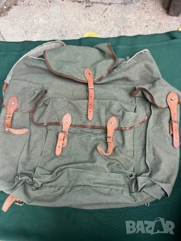 Продавам брезентова раница от соца , снимка 1